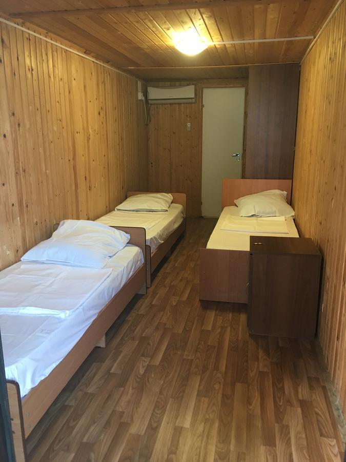 Guest House Tri Topolya Lidzava Zewnętrze zdjęcie
